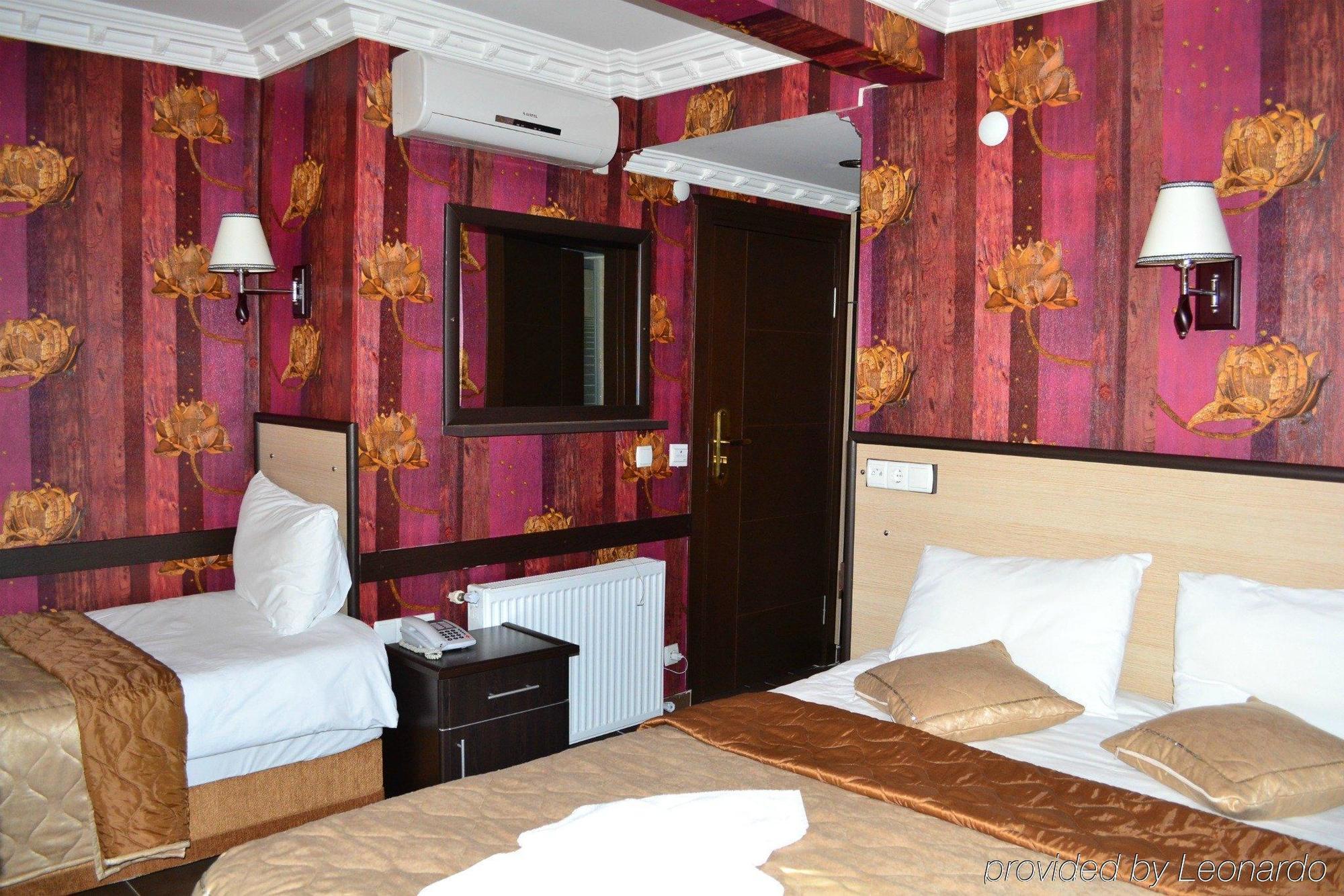 Ares Hotel Istanboel Buitenkant foto