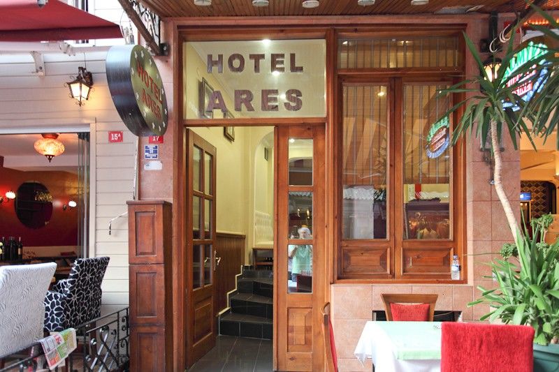 Ares Hotel Istanboel Buitenkant foto